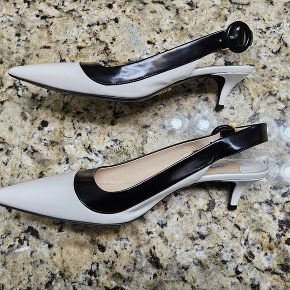 Prada - Picture 14 of 17